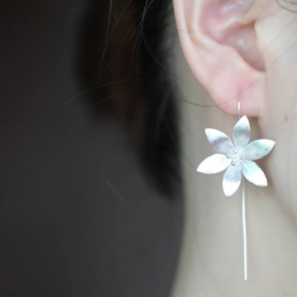 ◾️925 Sterling Silver Long Lotus Flower Drop Earrings